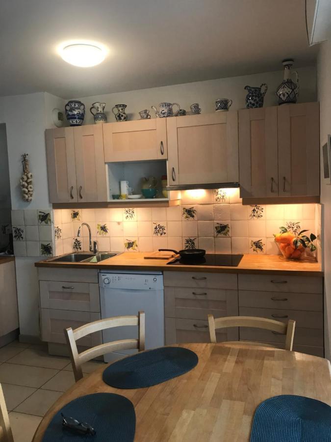 La Scribote Apartment Марсилан Екстериор снимка